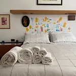 Gena Home, A Due Passi Da San Giovanni Lägenhet *