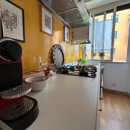 Lägenhet Gena Home, A Due Passi Da San Giovanni *