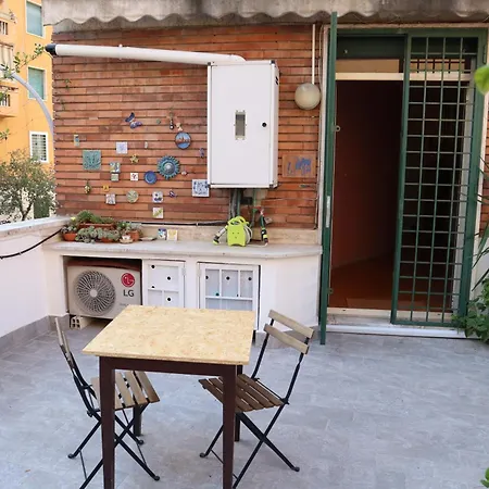 Gena Home, A Due Passi Da San Giovanni Apartamento *