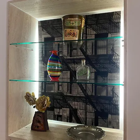 Gena Home, A Due Passi Da San Giovanni Appartement *