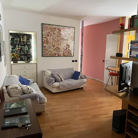 Gena Home, A Due Passi Da San Giovanni